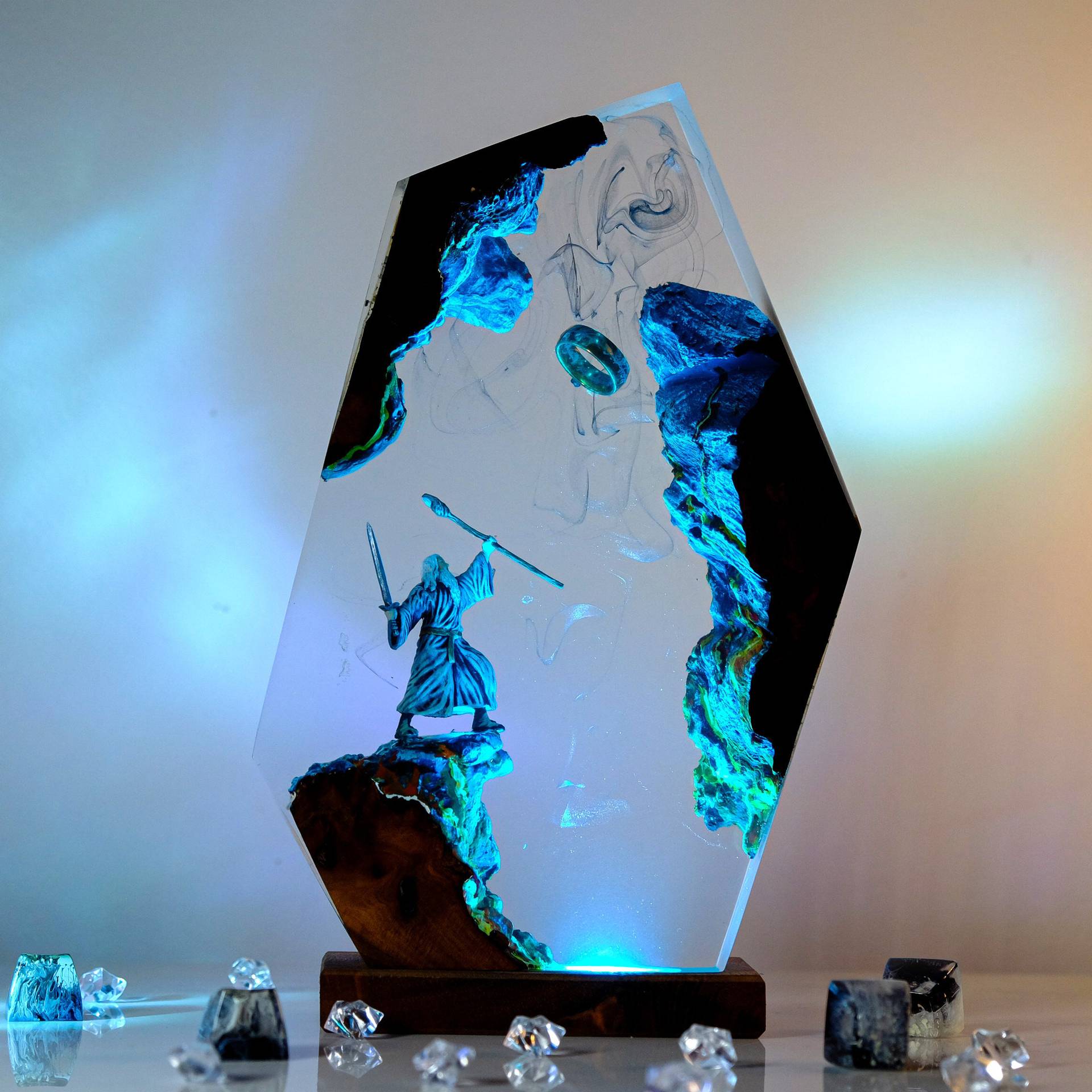 Desk Setup Lamp - โคมไฟเรซิ่นรูปฉากภาพยนตร์ แหวนมหัศจรรย์ แสงสีสันสวยงาม ไฟกลางคืน ตกแต่งบ้าน สไตล์ศิลปะสร้างสรรค์